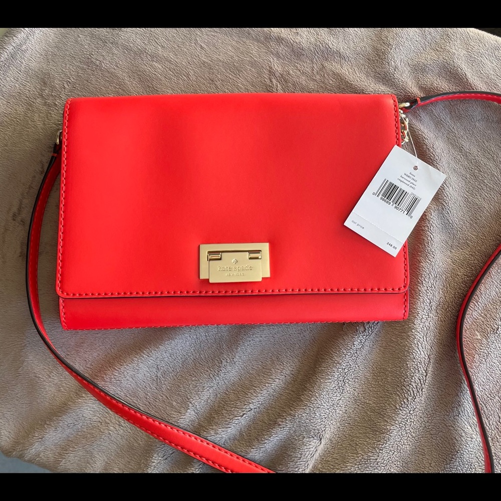 Kate Spade Fiona Harwood Empirered
